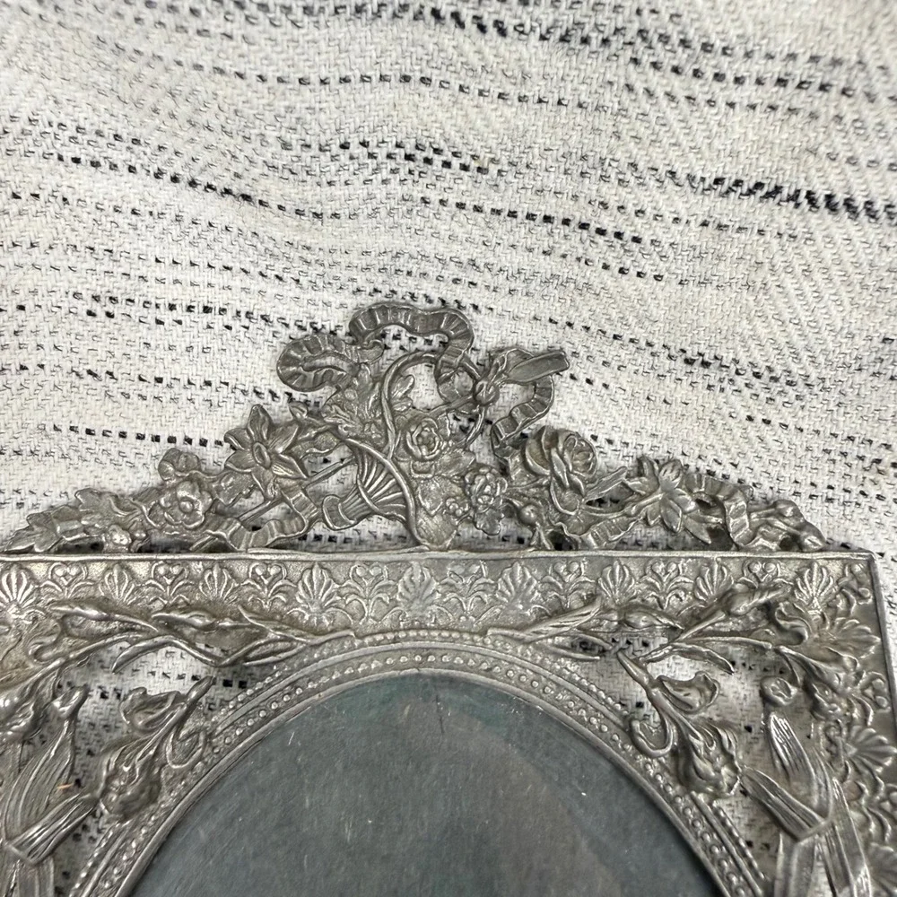 Vintage Silver Plated Rectangular Ornate Photo Frame Oval Window Art Nouveau